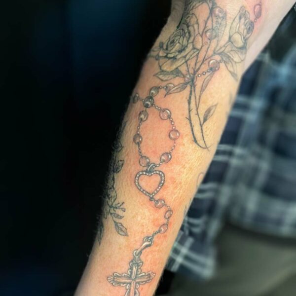 chapelet_religion_croix_evolution_tatouage