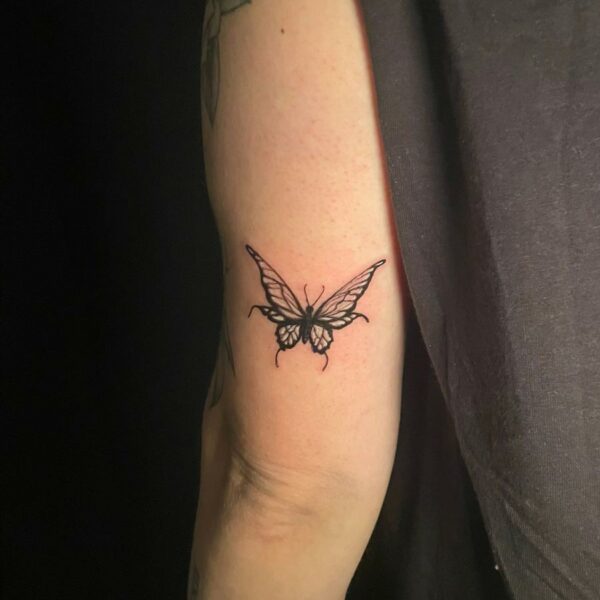 papillon_tatouage_realisme_relief_insecte